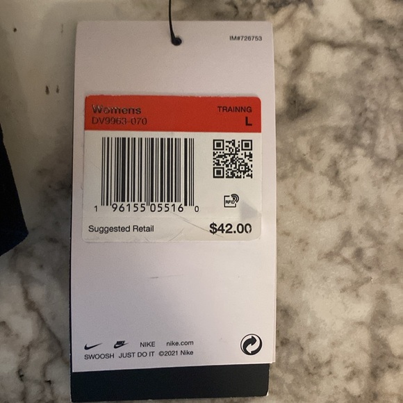 NWT Nike cheetah print sports bra. Size large - Picture 4 of 4